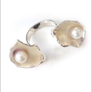 Sterling Silver Oyster and Pearl Double Ring